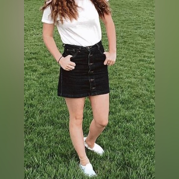 Hollister Dresses & Skirts - Hollister Denim Skirt.